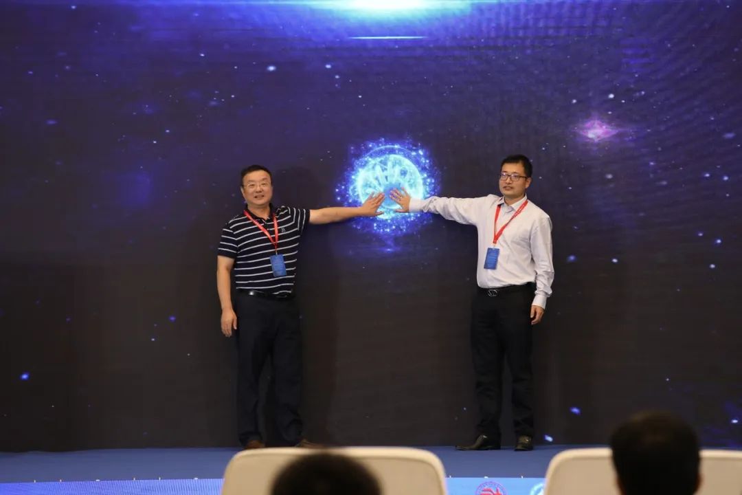 重磅！中石油、中石化、中海油、中石大、百度等大咖演讲！中国油气智能科技大会圆满举办！